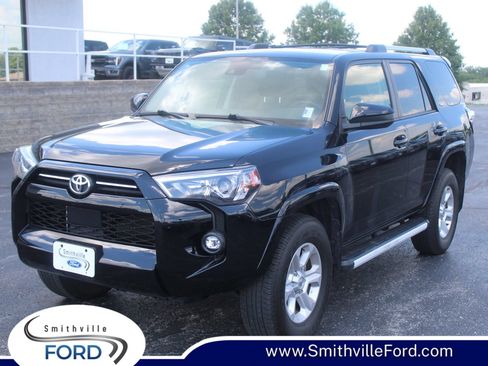 Used 2024 Toyota 4Runner SR5 AWD/4WD image 1