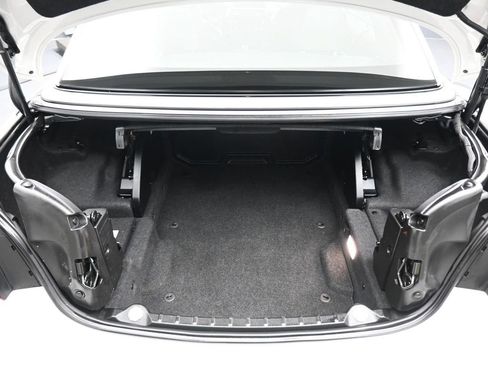 Used 2017 BMW M4 Convertible image 44