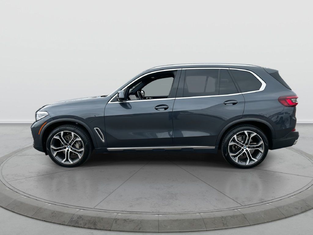 Used 2021 BMW X5 sDrive40i w/ Parking Assistance Package RWD image 5