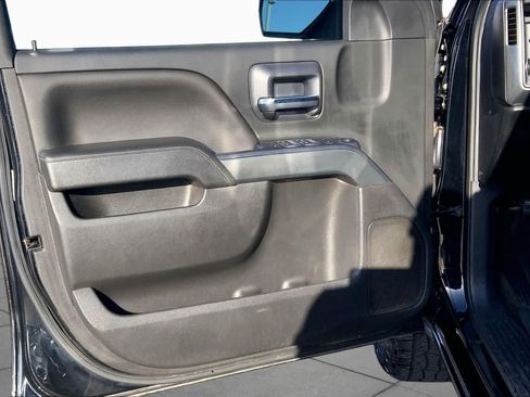Used 2018 Chevrolet Silverado 1500 LT w/ Texas Edition RWD image 22