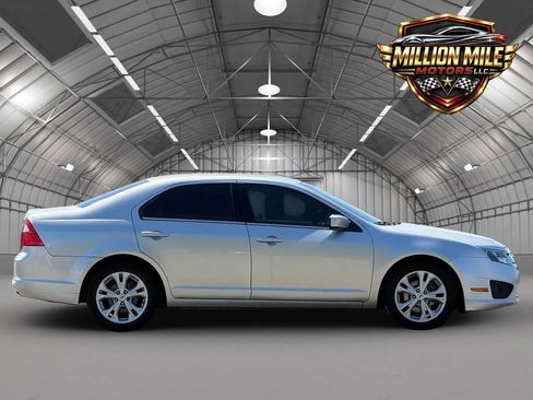 Used 2012 Ford Fusion SE FWD image 7