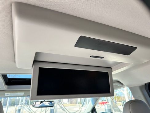 Used 2015 Toyota Sienna XLE Premium image 14