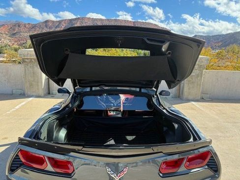 Used 2018 Chevrolet Corvette Grand Sport image 8