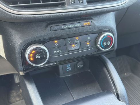Used 2022 Ford Escape S AWD/4WD image 17