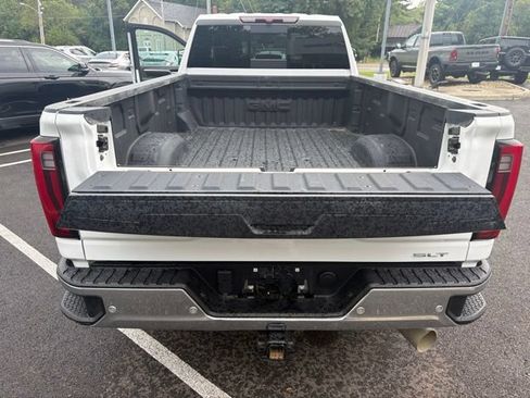 Used 2025 GMC Sierra 3500 SLT w/ SLT Premium Package AWD/4WD image 12