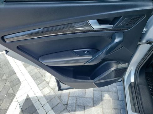 Used 2019 Audi SQ5 Premium Plus AWD/4WD image 22