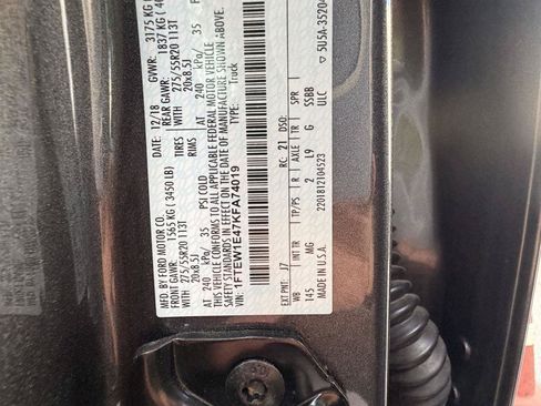 Used 2019 Ford F150 XLT w/ Equipment Group 302A Luxury AWD/4WD image 34
