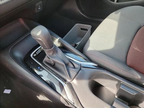Used 2024 Toyota Corolla SE FWD image 18