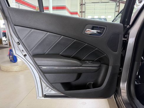 Used 2011 Dodge Charger R/T AWD/4WD image 12