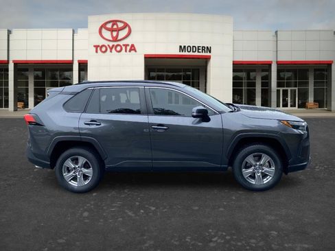 Certified 2023 Toyota RAV4 XLE w/ Convenience Package FWD image 4
