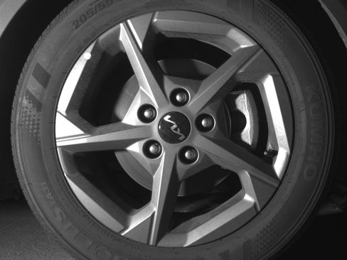 Used 2025 Kia K4 LXS image 13