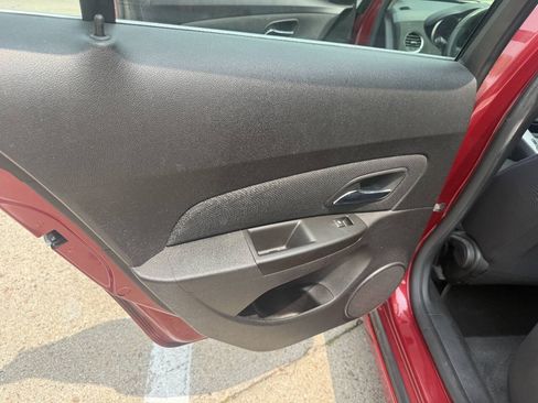Used 2013 Chevrolet Cruze LT FWD image 13