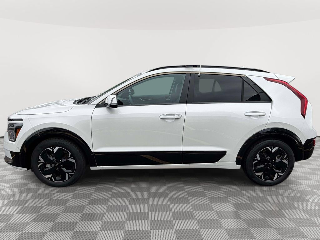 Certified 2025 Kia Niro Wave w/ Wave Preserve Package FWD image 6