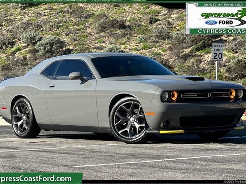 Used 2019 Dodge Challenger GT image 1