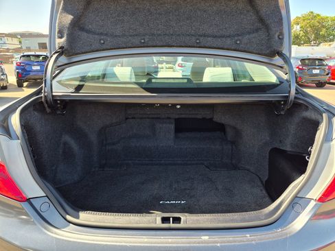 Used 2012 Toyota Camry XLE w/ Convenience Pkg FWD image 31
