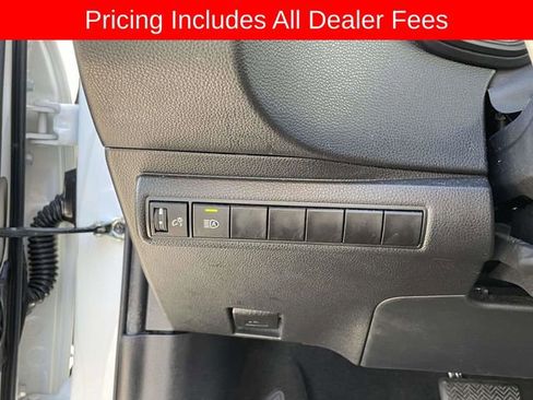 Used 2023 Toyota Corolla LE FWD image 21
