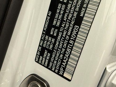 Used 2026 Porsche Macan image 28