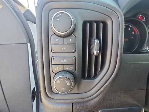 Used 2026 Chevrolet Silverado 2500 W/T w/ WT Convenience Package image 26