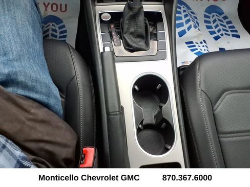 Used 2020 Volkswagen Passat 2.0T R-Line image 25