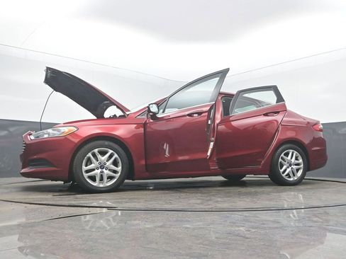 Used 2016 Ford Fusion SE image 59