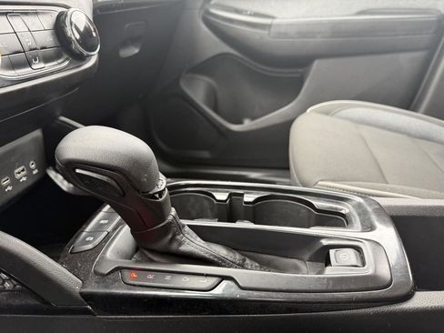 Used 2023 Chevrolet TrailBlazer LS image 37