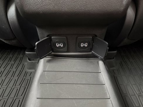 Used 2025 Lincoln Corsair FWD w/ Equipment Group 101A image 25