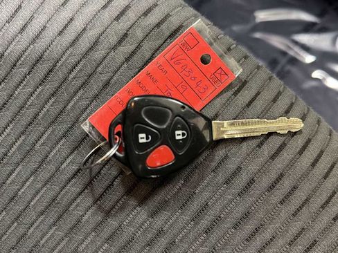 Used 2019 Toyota 4Runner SR5 image 30