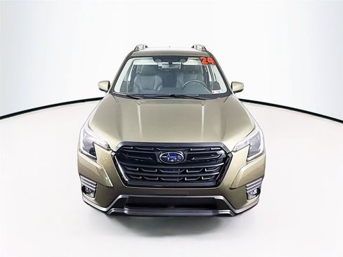 Used 2024 Subaru Forester Limited AWD/4WD image 13