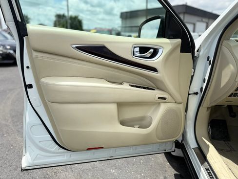 Used 2014 INFINITI QX60 Luxe w/ Deluxe Touring Package AWD/4WD image 38