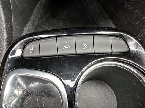Used 2023 Buick Encore GX Preferred w/ Cold Weather Comfort Package FWD image 26