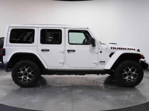 Used 2021 Jeep Wrangler Unlimited Rubicon AWD/4WD image 9