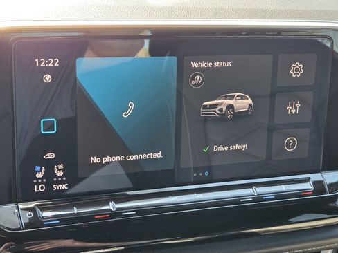 Used 2024 Volkswagen Atlas Cross Sport SE image 15