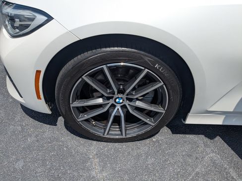 Used 2019 BMW 330i Sedan w/ Convenience Package RWD image 10
