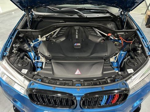 Used 2018 BMW X5 M AWD/4WD image 29