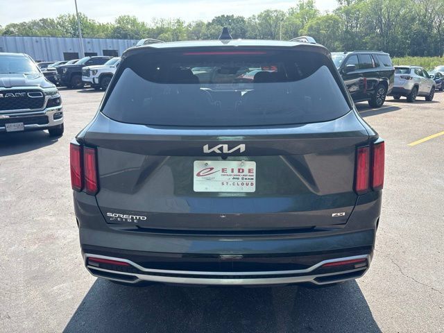 Used 2023 Kia Sorento SX AWD/4WD image 7