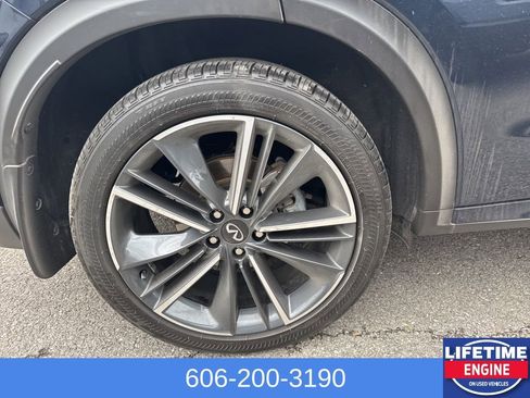 Used 2025 INFINITI QX55 Luxe w/ Cargo Package image 6