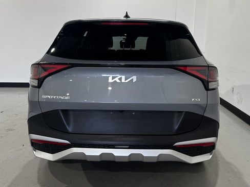 Used 2025 Kia Sportage LX image 24