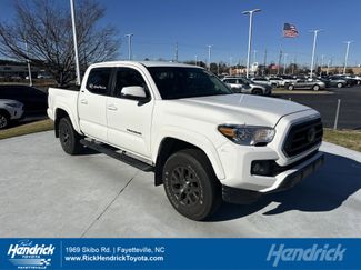 Used 2022 Toyota Tacoma SR5 video 1