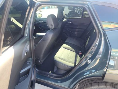 New 2026 Chevrolet Trax LT w/ Driver Confidence Package FWD image 21