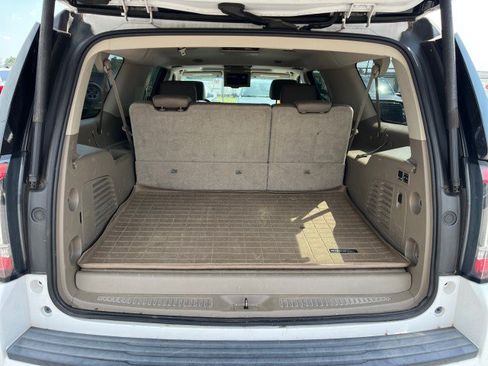 Used 2015 GMC Yukon XL SLT w/ Open Road Package AWD/4WD image 11