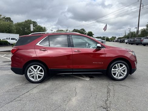 Used 2018 Chevrolet Equinox Premier image 8