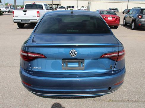 Used 2021 Volkswagen Jetta SEL image 3