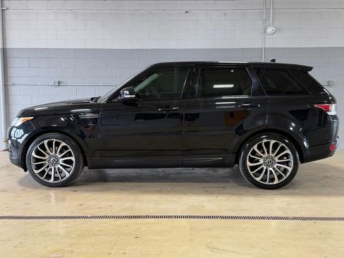 Used 2016 Land Rover Range Rover Sport SE image 15