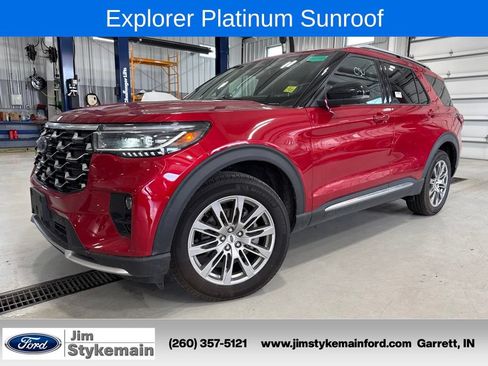 Used 2026 Ford Explorer Platinum AWD/4WD image 1