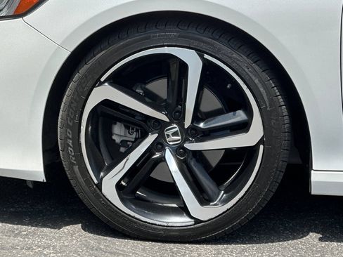 Used 2021 Honda Accord Sport image 29