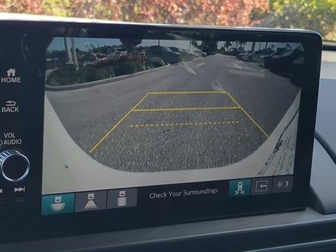 New 2025 Honda Pilot EX-L image 18