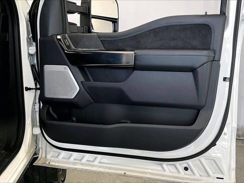 Used 2025 Ford F250 Platinum AWD/4WD image 26