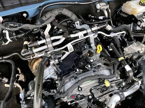 Used 2025 Ford Bronco Outer Banks image 35