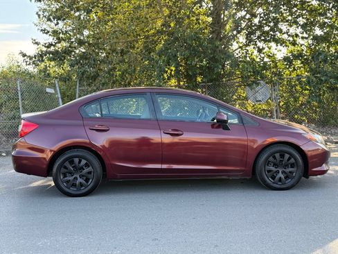 Used 2012 Honda Civic LX image 4