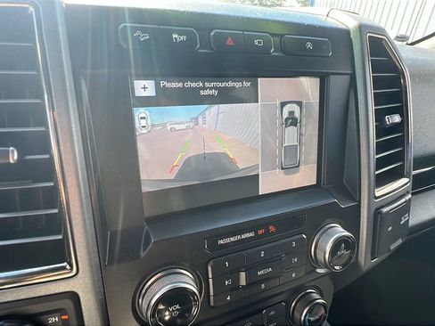 Used 2018 Ford F150 Raptor w/ Equipment Group 802A Luxury AWD/4WD image 32